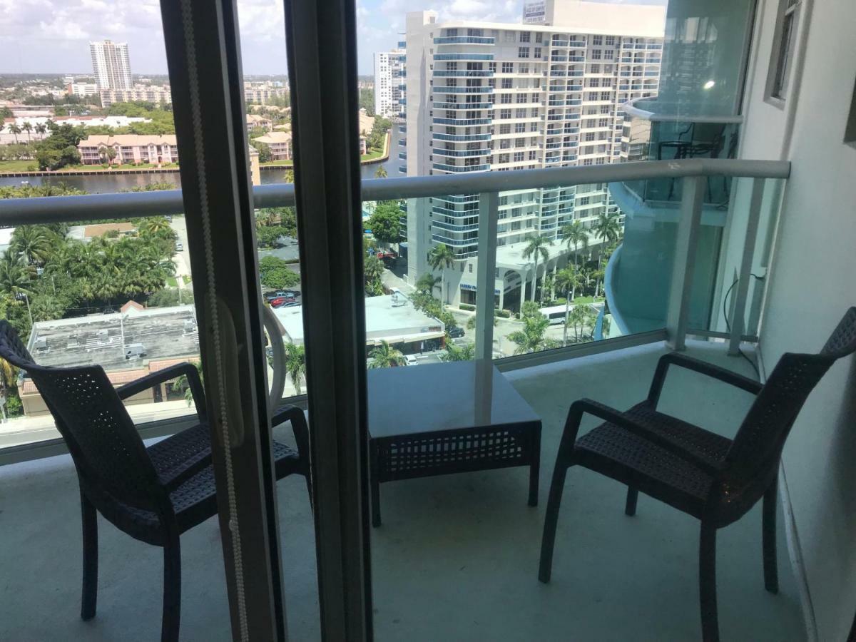 Apartament The Thides Hollywood Zewnętrze zdjęcie