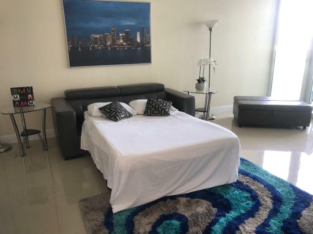 Apartament The Thides Hollywood Zewnętrze zdjęcie
